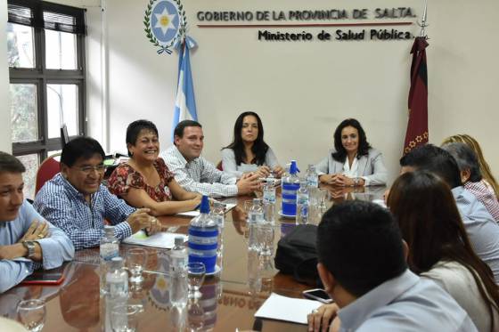 La Ministra de Salud se reunió con representantes de los gremios del sector