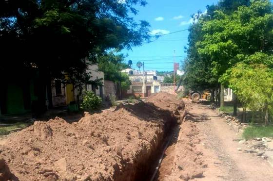 Obra de pavimentación en Joaquín V. González