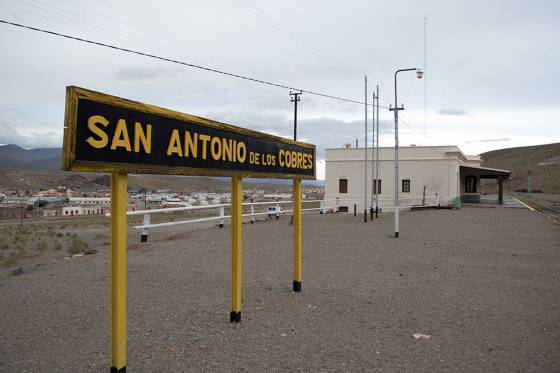 Seguridad asistió a los afectados por el temporal en  San Antonio de los Cobres