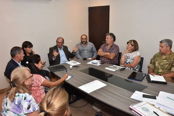 Partieron con destino a Rivadavia una planta potabilizadora de agua y camiones cisterna