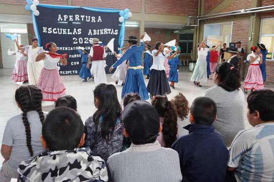 Todos los sábados funcionarán en la Provincia 50 Escuelas Abiertas