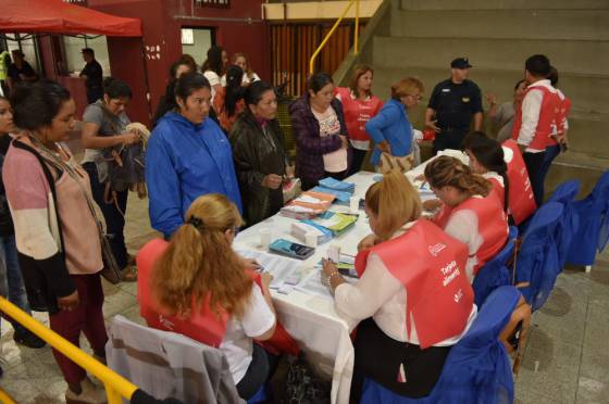 Inició la entrega de tarjetas Alimentar en Orán