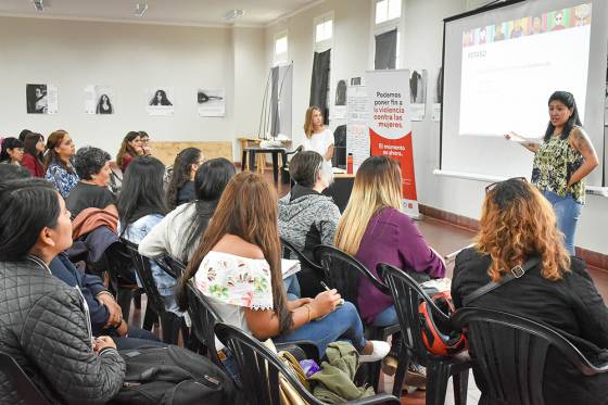 Con un taller sobre los mitos del amor romántico concluyó el ciclo 