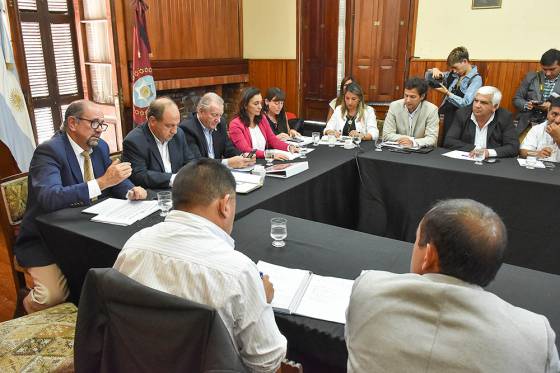 Ministros informaron a diputados y senadores las acciones en el norte por la emergencia sociosanitaria