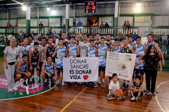 Los jugadores de El Tribuno Básquetbol y Tucumán BB se sumaron a la campaña “donar sangre es donar vida”