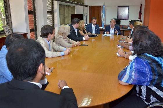 El ministro Ricardo Villada recibió a concejales de la Capital