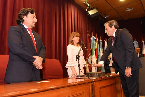 Sáenz presidió el acto de juramento de Pedro García Castiella como Defensor General de la Provincia