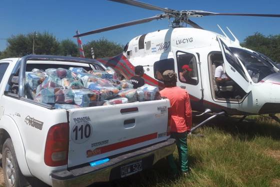 Se avanza con la asistencia aérea en los municipios de Tartagal y Rivadavia