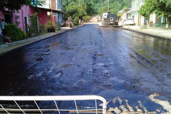 Trabajos de pavimentación en localidades del norte salteño