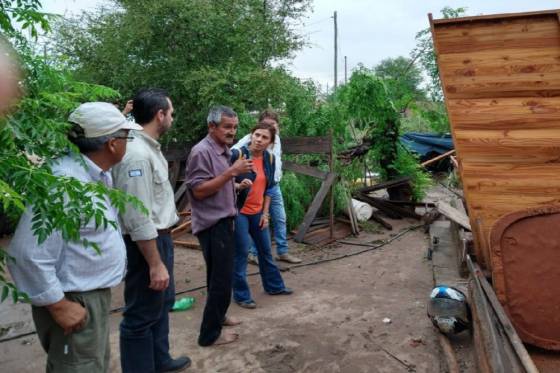 Desarrollo Social brindó asistencia a damnificados por un temporal en Talavera