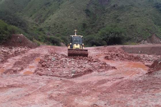 Vialidad trabaja en diferentes zonas de la provincia por las fuertes tormentas