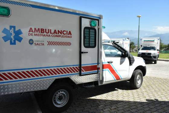 La entrega de ambulancias potencia el trabajo en red del sistema de salud