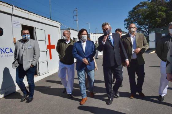 El gobernador Sáenz y el ministro Rossi recorrieron las instalaciones del Hospital Militar