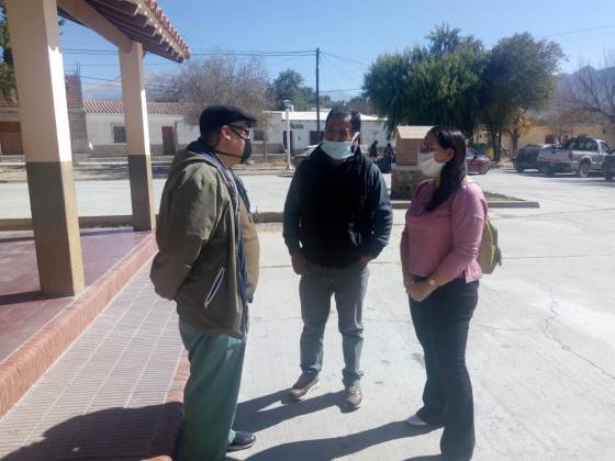 Funcionaria de Salud se reunió con el intendente y el gerente del hospital de Cachi