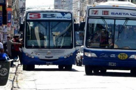 COVID-19: Grupos habilitados para el acceso a colectivos