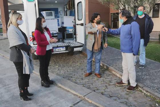 El Gobierno provincial reforzó el sistema sanitario de Orán con equipamiento y una nueva ambulancia