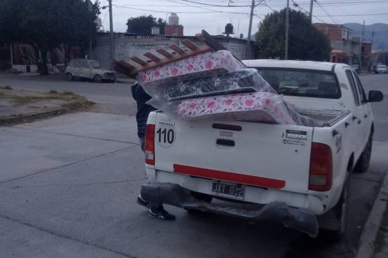 El Gobierno provincial asistió a familias víctimas de incendios en sus hogares