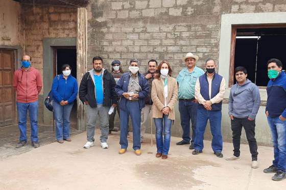 Analizaron estrategias para los pequeños productores ganaderos de Santa Victoria Este