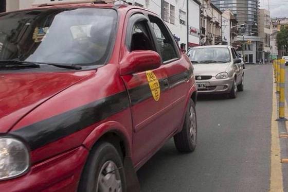 Más de 50 taxistas y remiseros accederán a los créditos COVID19