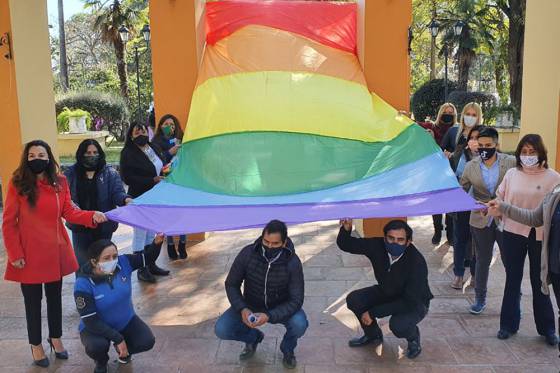 Conmemoraron en Cerrillos el Día Internacional del Orgullo LGBTI+