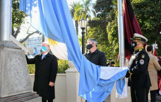 Marocco encabezó los actos por el 204° aniversario de la Independencia Nacional en Salta