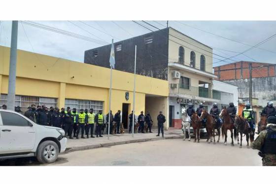 Intenso trabajo de seguridad provincial ante la emergencia sanitaria