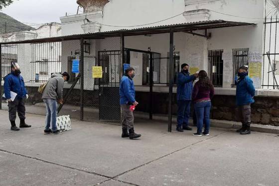 Las visitas en las unidades carcelarias de la Provincia  se desarrollaron con estrictos controles sanitarios