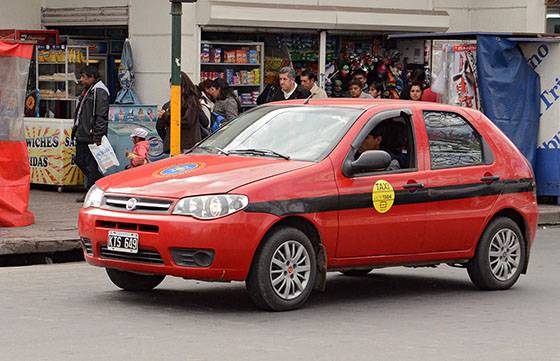 Se extendió hasta diciembre la línea de crédito COVID19 para taxistas y remiseros