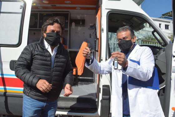 En la ciudad de Orán el Gobernador entregó ambulancias de alta complejidad y presentó el Samec Interior