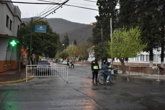 Seguridad intensificó el servicio externo en hospitales de Salta