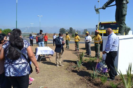 Especial reconocimiento a brigadistas caídos en servicio a la comunidad