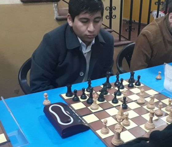 El campeón nacional de ajedrez Ezequiel Flores estará en Deporte Virtual