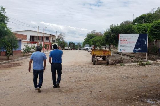 La Provincia concreta obras en Aguas Blancas y Orán