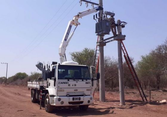 Obras de electrificación en General Pizarro