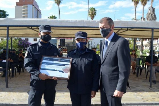 Por actos meritorios, destacaron a efectivos de la Policía de Salta