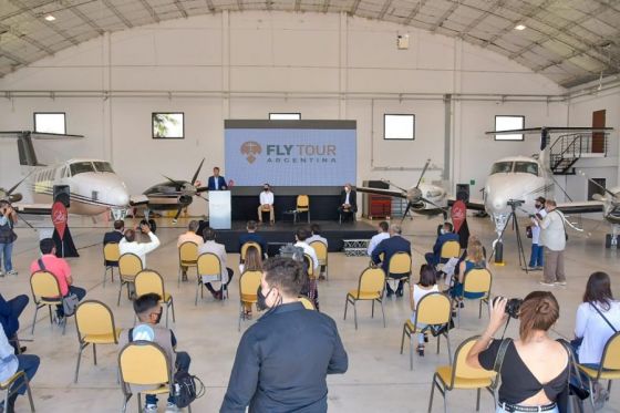 Salta presentó innovadores vuelos turísticos