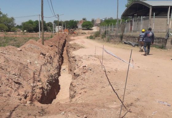 Extendieron la red de agua potable en El Jardín