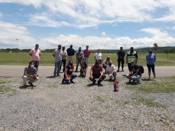 Equipos del Parque del Bicentenario se capacitaron en prevención de incendios estructurales