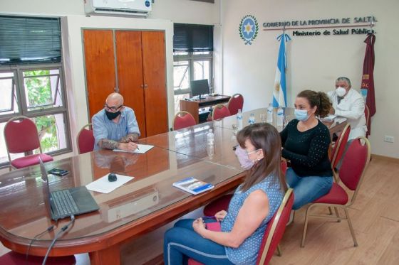 Autoridades sanitarias del país dialogaron sobre el aumento de casos de COVID-19