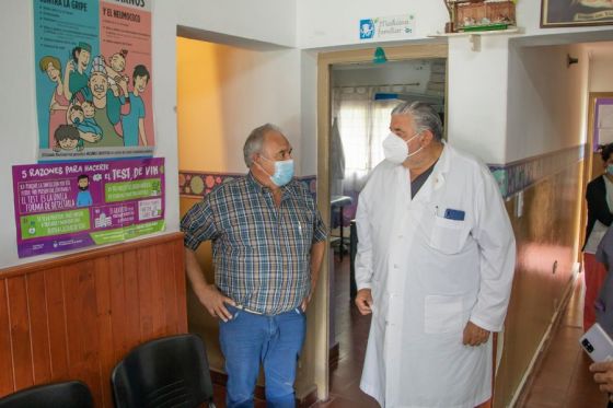 Supervisan el funcionamiento de los centros de salud de Villa Esmeralda y San Luis