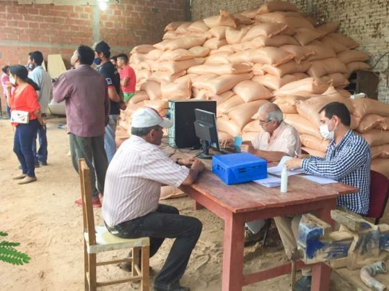 El Gobierno continúa acompañando a pequeños productores ganaderos del norte con el abastecimiento de forraje