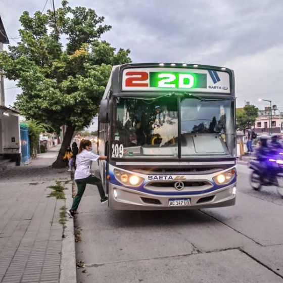 Transporte público: en los dos primeros días de vuelta a clases los vecinos cumplieron con las restricciones