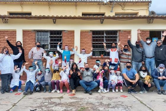 Elena Cornejo recorrió escuelas de Chicoana y Escoipe