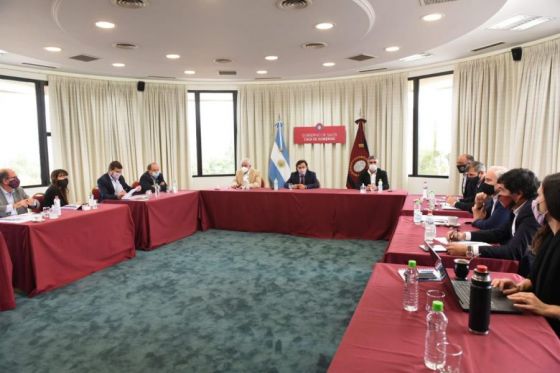 El gobernador Sáenz encabezó la reunión del Gabinete provincial