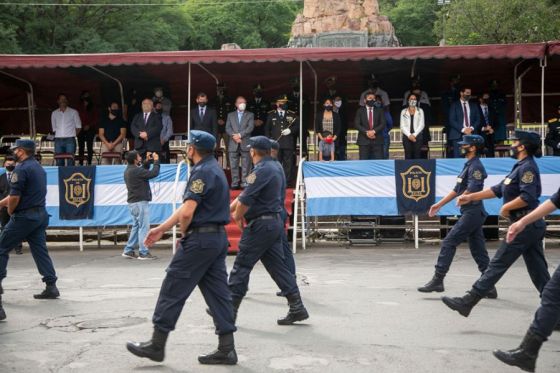 La Policía de Salta fue homenajeada en el 196° aniversarios de su creación