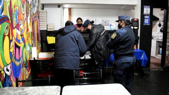 La Policía continúa realizando operativos de seguridad sanitaria