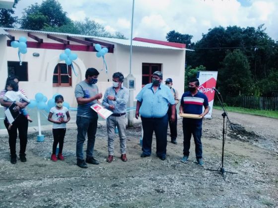 Diez familias de Isla de Cañas recibieron su vivienda