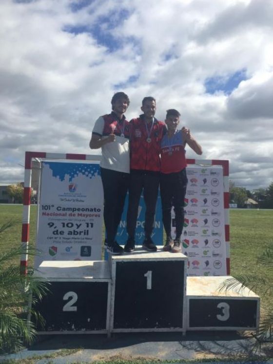 El equipo salteño de atletismo obtuvo medallas en el campeonato Nacional