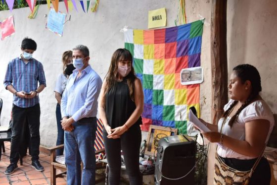 Estudiantes de comunidades celebraron el 