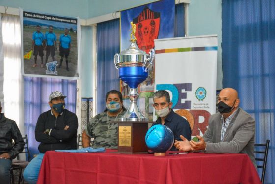 Las finales de la Copa Federación de Ligas Barriales de fútbol se jugarán en el estadio Martearena